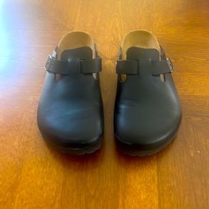 Birkenstocks, Black.  Size 35. Worn only a couple of times. Excellent condition